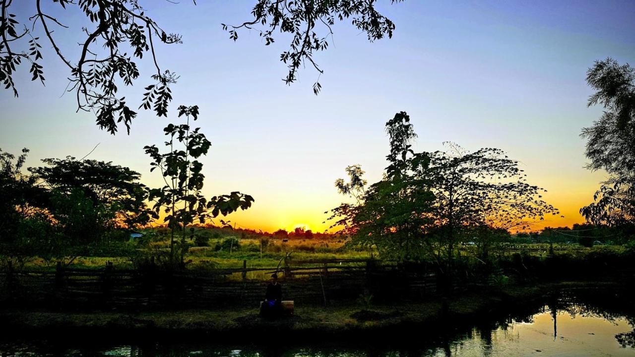 Suanglangna Lägenhet Phrae Exteriör bild